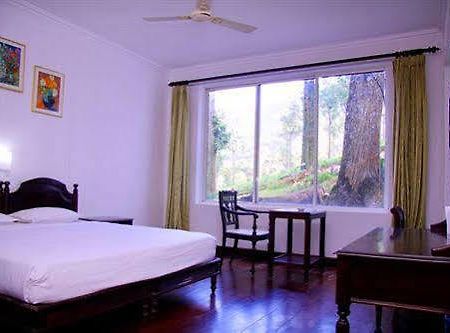 Oak Field Resort Munnar Exteriör bild