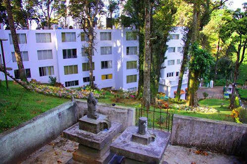 Oak Field Resort Munnar Exteriör bild